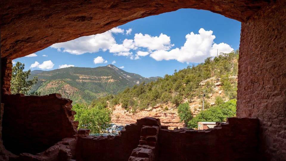 Image of Image of Header Sequence Colorado Mountains Framed By Cave Say Cheeze Studios  From the page Wednesday Website Workshops 